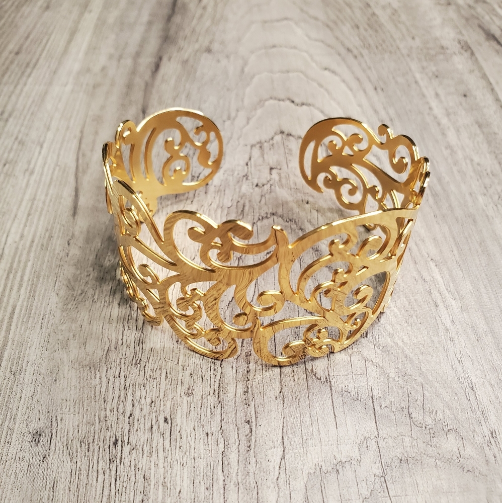 Stainless steel bracelete